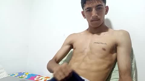 carlos682090 online show from October 20, 2025, 8:53 pm
