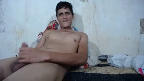 carlos_steven online show from April 8, 2026, 6:35 am