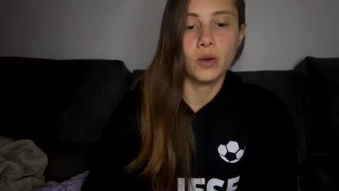 Carlotta4you  online show from March 6, 2025, 10:58 pm