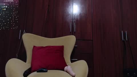 carly grasso  online show from February 20, 2025, 2:51 am