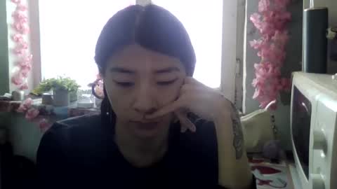 CarlyJoy online show from December 22, 2025, 7:49 am