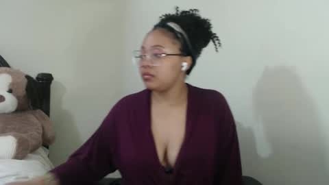 CARAMEL xoxo online show from March 29, 2026, 6:46 am