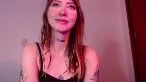 carmennrusso online show from April 7, 2026, 3:40 am