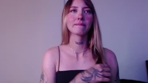 carmennrusso online show from July 13, 2026, 12:13 am