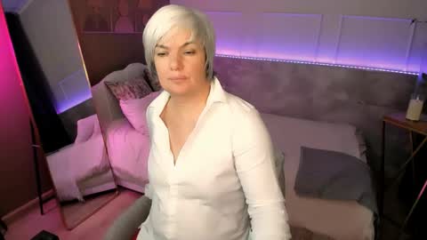 Carmen online show from May 25, 2026, 8:53 am