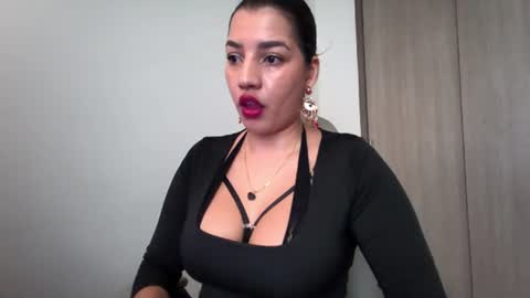 Snapshot of carmesix__ chatting on July 27, 2026, 4:58 pm carmesix__ online show from July 27, 2026, 4:58 pm