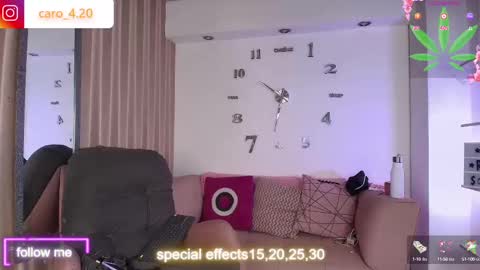 Caro Fisher online show from October 3, 2025, 12:02 pm