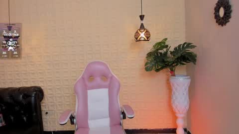 carolina online show from September 26, 2025, 2:37 am