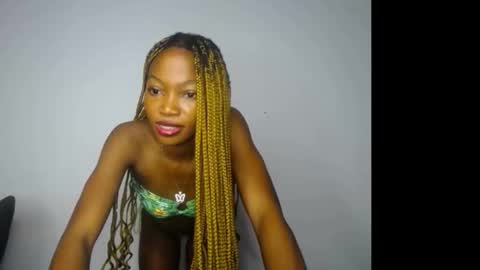 Snapshot of carobaby8 chatting on November 17, 2025, 4:29 am caroline online show from November 17, 2025, 4:29 am