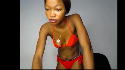 Snapshot of carobaby8 chatting on November 26, 2025, 4:46 am caroline online show from November 26, 2025, 4:46 am