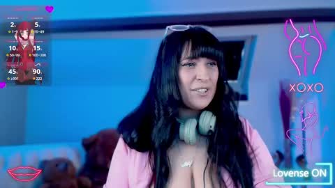 CarolaK online show from January 3, 2025, 1:03 pm