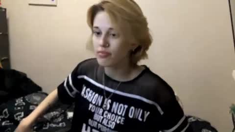 Snapshot of carolcaci chatting on November 21, 2025, 3:00 pm Call me Carol online show from November 21, 2025, 3:00 pm