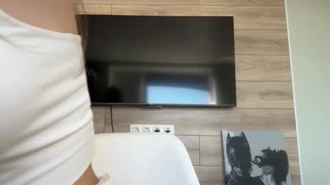 Lisa online show from March 4, 2026, 8:09 am