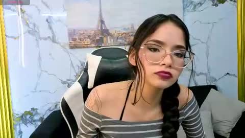 Snapshot of carolina23_pm chatting on June 24, 2026, 1:48 am carolina23_pm online show from June 24, 2026, 1:48 am