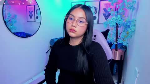 Snapshot of carolina_cherry chatting on June 19, 2026, 12:48 am CAROLINA. online show from June 19, 2026, 12:48 am