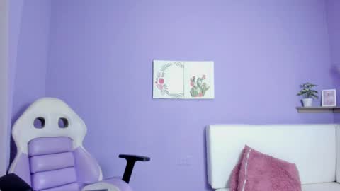 Carolina  online show from March 1, 2025, 12:07 am