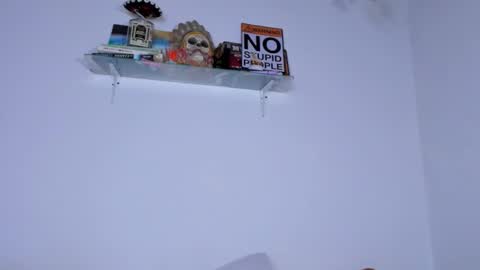 CarolinaM online show from November 18, 2025, 1:26 pm