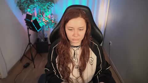 Mira online show from March 2, 2025, 1:16 pm