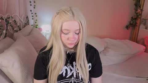 Mira online show from April 19, 2026, 8:02 am