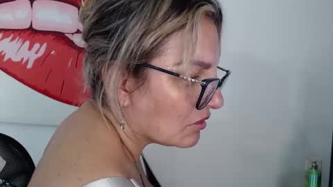 Carolina online show from February 2, 2025, 12:19 am