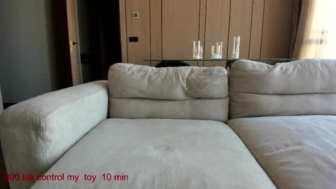 Lina.I will online 1 December   online show from February 25, 2025, 11:19 am