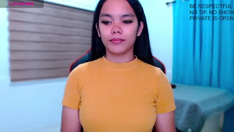 Snapshot of caroline_east chatting on December 14, 2024, 7:46 pm caroline_east online show from December 14, 2024, 7:46 pm