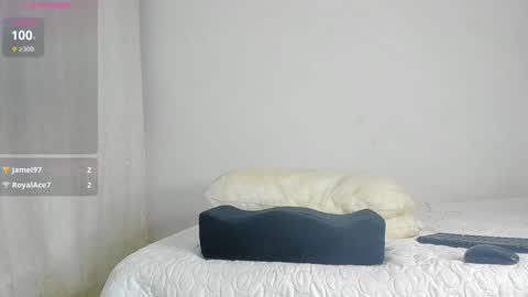 Snapshot of caroline_tovar_ chatting on December 11, 2024, 12:44 am Caroline Tovar   Lovense is active my orgasms in your hands Give me more pleasure and make me cum online show from December 11, 2024, 12:44 am