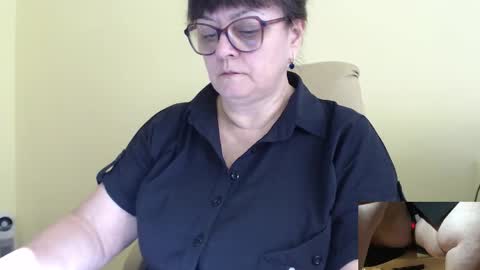 CarolineDream  online show from September 9, 2025, 6:13 am