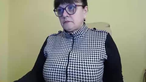 CarolineDream  online show from October 24, 2025, 9:28 am