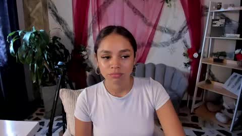 Caroline online show from May 31, 2026, 3:19 pm