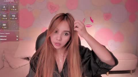Caro online show from December 3, 2024, 9:44 am