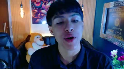 carolinejesh online show from March 20, 2026, 12:10 pm