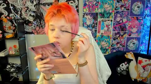 CarolineRichter online show from November 30, 2025, 10:58 pm