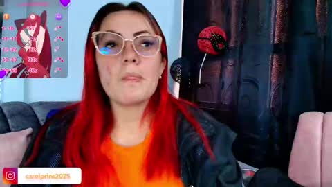 Carolinhe  online show from September 18, 2025, 7:38 pm