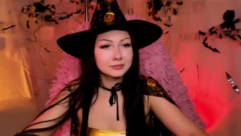 carolpatterson_ online show from October 28, 2025, 8:40 am