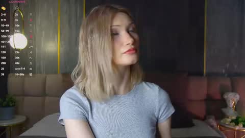 Snapshot of carolreeves chatting on May 31, 2026, 4:47 pm Carol online show from May 31, 2026, 4:47 pm