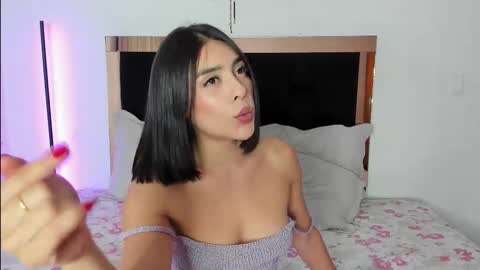 Caro  online show from February 19, 2026, 11:56 pm