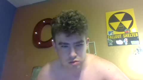 carsonlueders8775 online show from September 18, 2025, 1:18 am