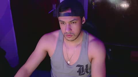 Snapshot of casas_oom chatting on January 10, 2025, 5:47 am      online show from January 10, 2025, 5:47 am