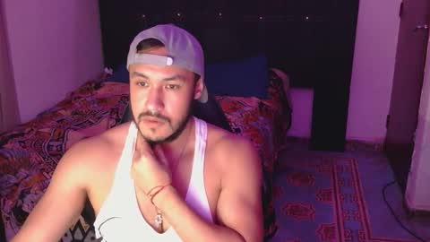 Snapshot of casas_oom chatting on October 12, 2025, 6:12 am      online show from October 12, 2025, 6:12 am