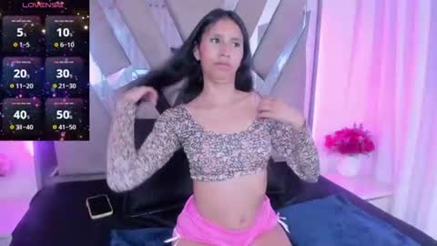 Snapshot of casey_lorens chatting on June 18, 2026, 4:46 am casey online show from June 18, 2026, 4:46 am