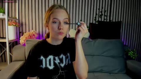 Casey sweeet online show from March 14, 2026, 9:26 am