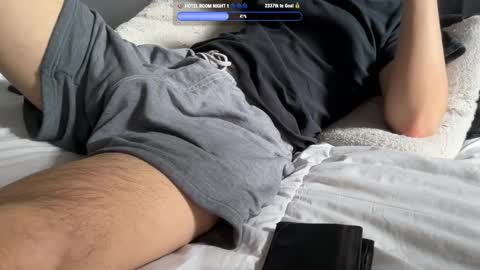 Snapshot of cashmastergrey chatting on March 12, 2025, 8:41 pm Master Grey online show from March 12, 2025, 8:41 pm