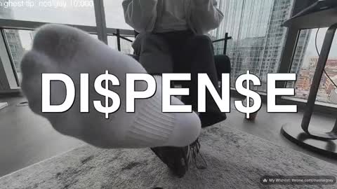 Snapshot of cashmastergrey chatting on December 16, 2025, 8:14 pm Master Grey online show from December 16, 2025, 8:14 pm