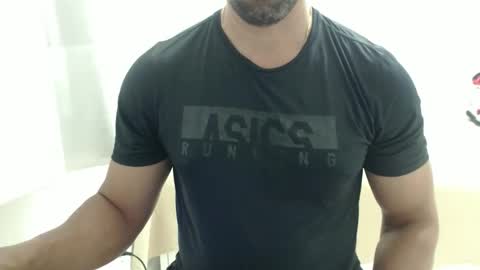 cashmastermuscle77 online show from January 16, 2026, 1:53 am