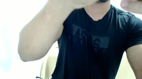 Snapshot of cashmastermuscle77 chatting on July 7, 2026, 10:19 am cashmastermuscle77 online show from July 7, 2026, 10:19 am
