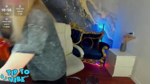 Lena online show from March 6, 2025, 8:37 pm