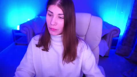 Lena online show from December 3, 2025, 7:27 am