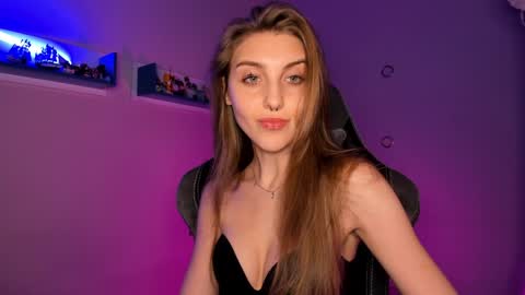 Seductress Cassia  FINDOM AND SADISM  NO NUDE online show from January 22, 2025, 9:54 pm