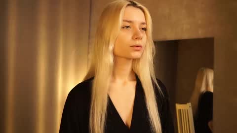 Cassie online show from March 8, 2025, 2:51 pm